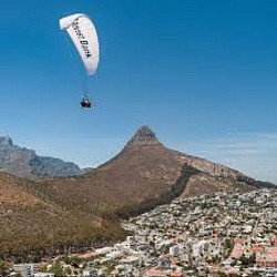Paragliding Aerial view of the Mother City